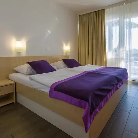 Slaven Hotel