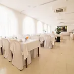Slaven Hotel