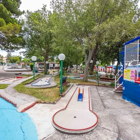 Slaven Hotel Selce