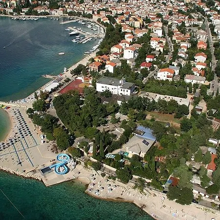 Slaven Szálloda Selce