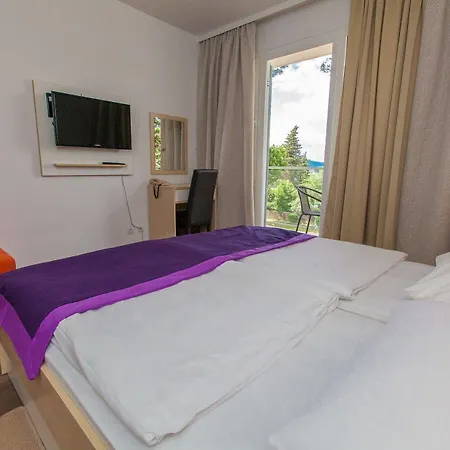 Hotel Slaven 3*